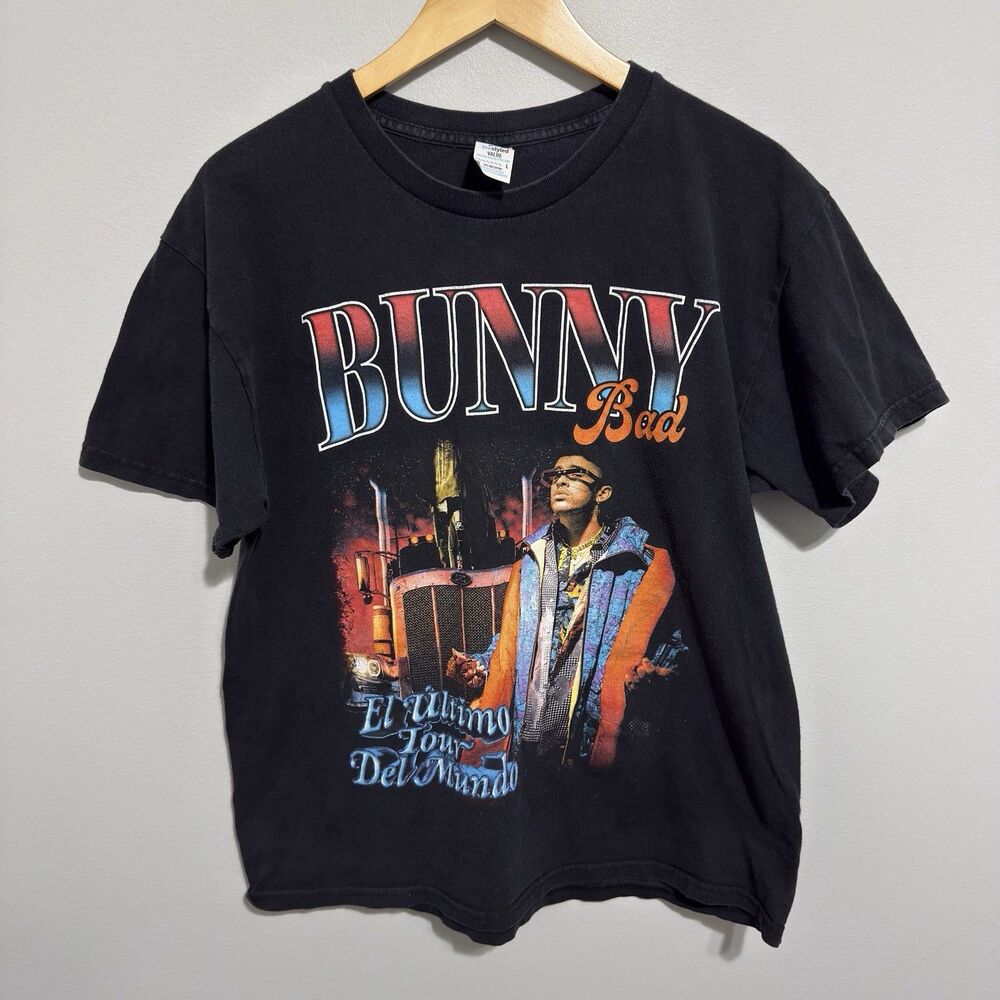 Bad Bunny El Ultimo Tour Del Mundo Graphic T Shirt Black Adult Large